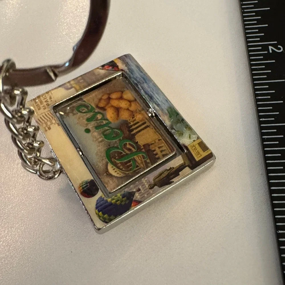 Boise Idaho Souvenir Keychain Vintage Postcard Scene Hot Air Balloons Potatoes‎